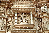 Khajuraho - Chitragupta temple 